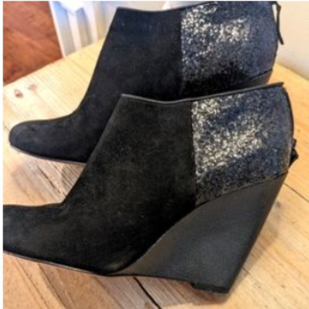 Anthropologie Black Leather Suade Shoes